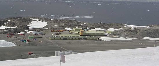 rothera-antartic-fireworks